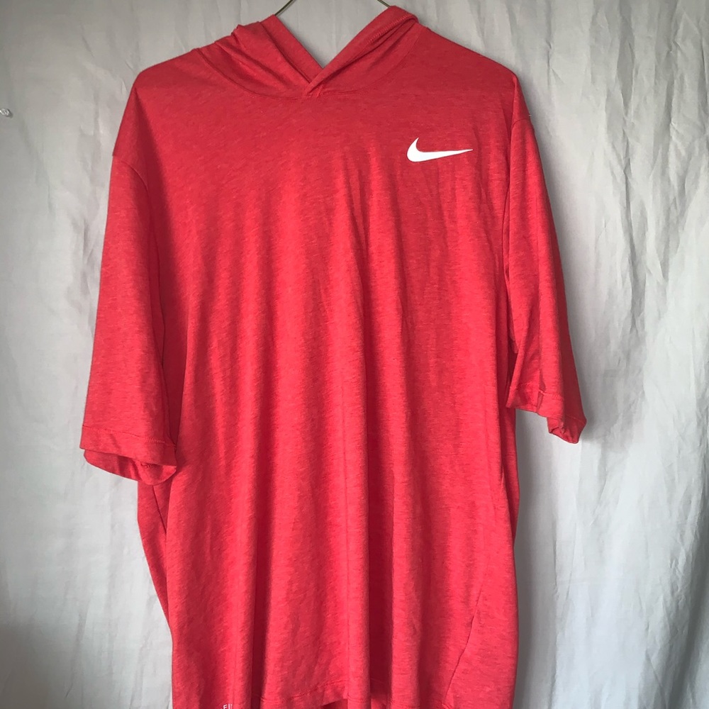 Amazing Nike hooded shirt like new salmon color